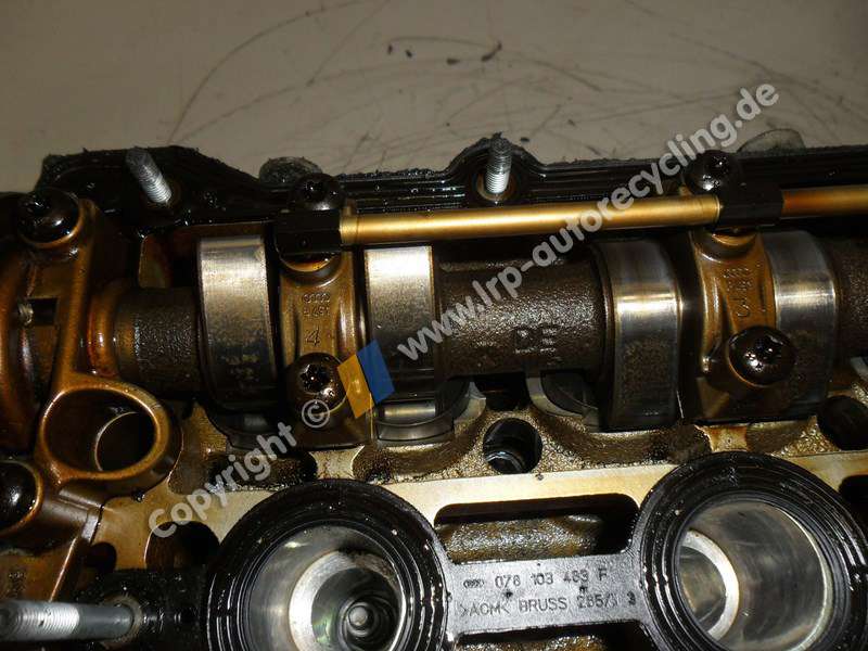 Audi A6 4B BJ1997 Zylinderkopf rechts inkl Nockenwelle 2.4 121kw ALF